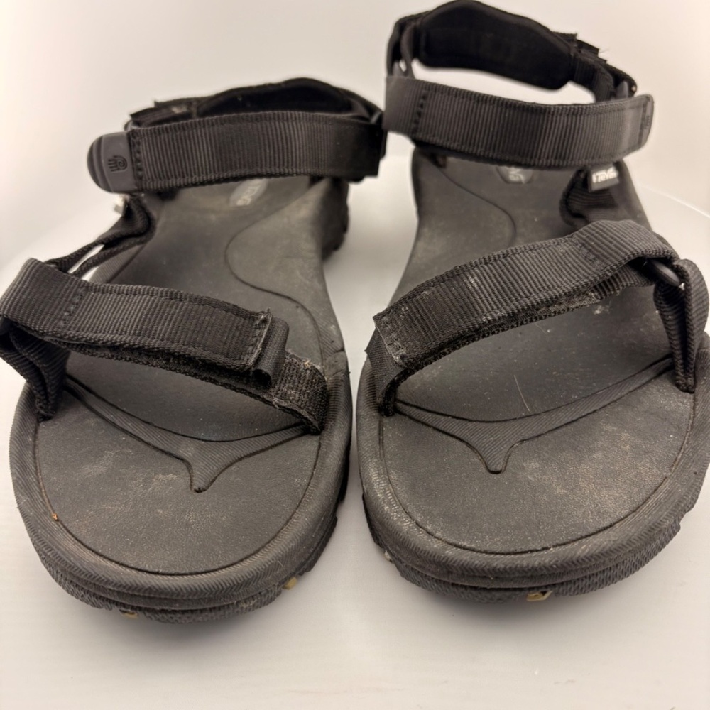 Teva Black Hurricane Sandals - Women's size 11 - Pre-owned